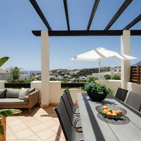 Relax In - Op Sunset Golf Apartment Estepona